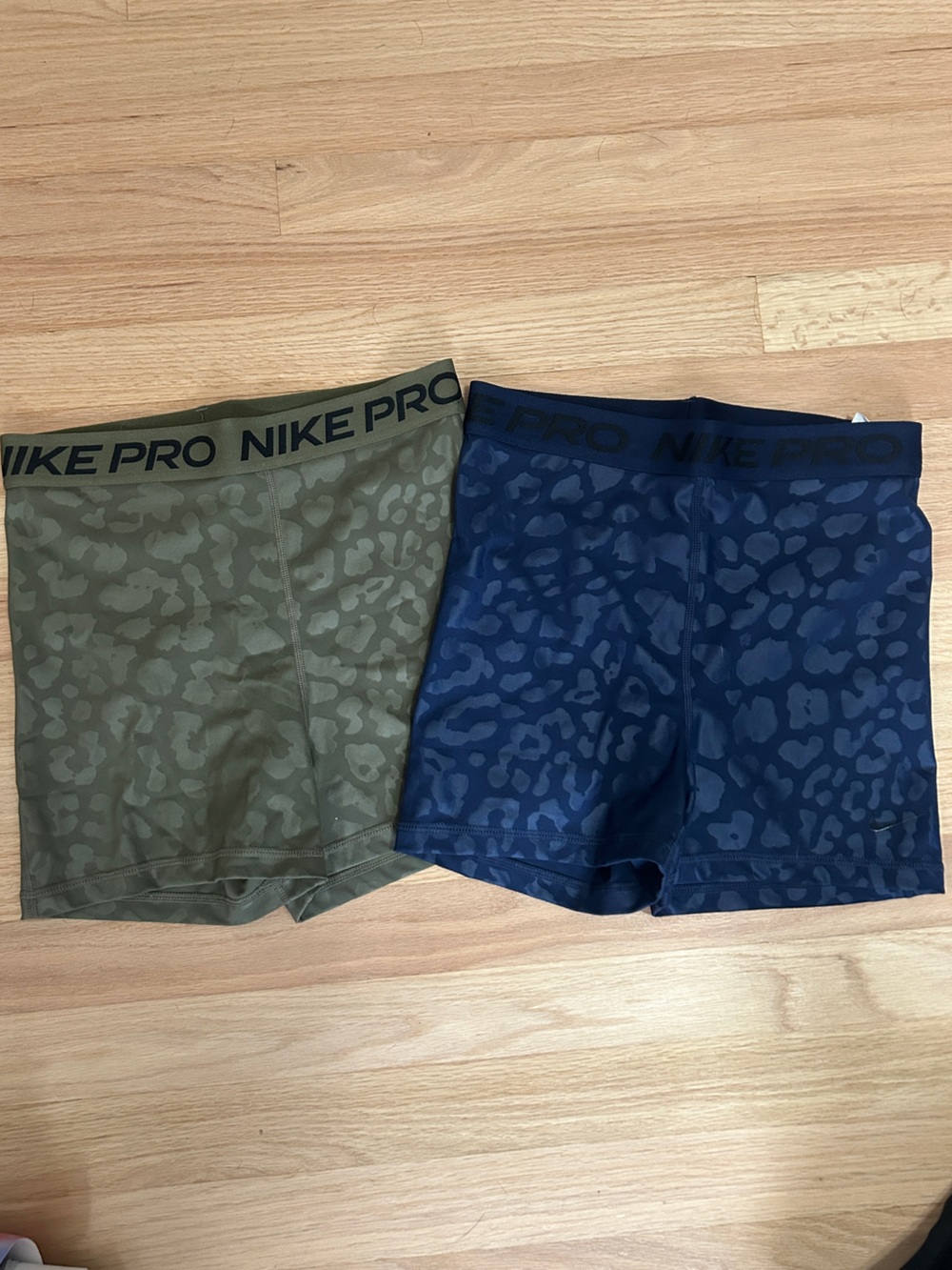 Nike Pro Bundle - Picture 2 of 6